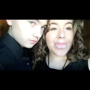 Meet your Posher, Kaleigh